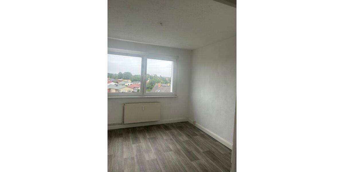 Etagenwohnung Dargun - 2 Zimmer, 46 m&sup2;, 300&euro; | Angebot:26249642