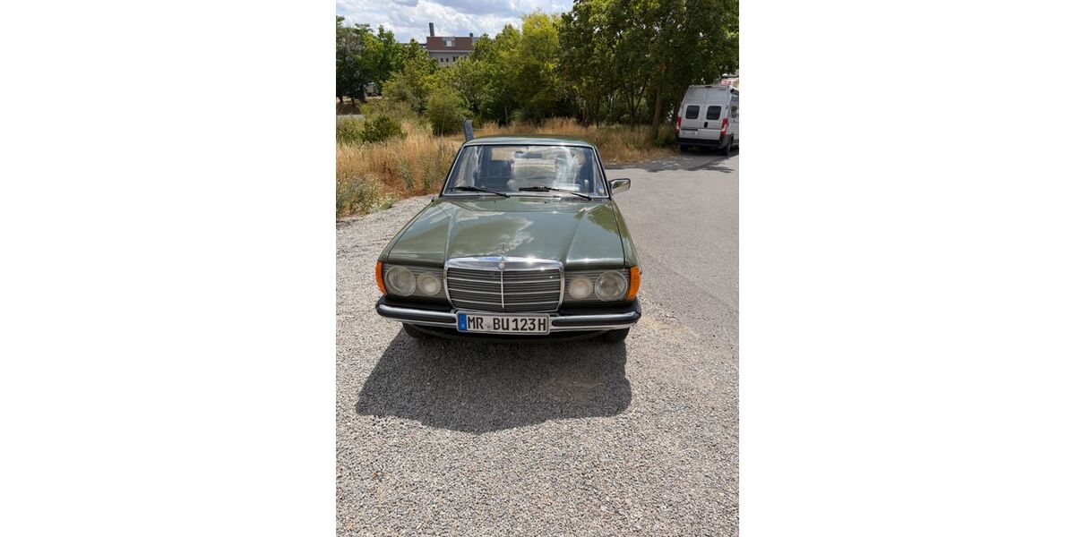 Mercedes-Benz 200 220.000 km 7.900 &euro; Würzburg 97072