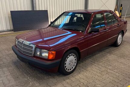 Mercedes-Benz 190 270.000 km 10.900 &euro; Lübeck 23554