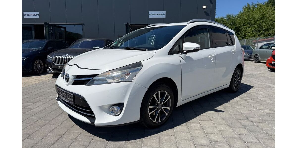 Toyota Verso 199.000 km 7.400 &euro; Aalen-Essingen 73457