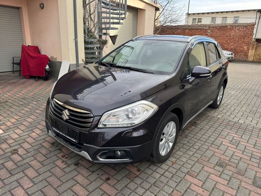 Suzuki SX4 179.000 km 6.690 € Dresden 01139