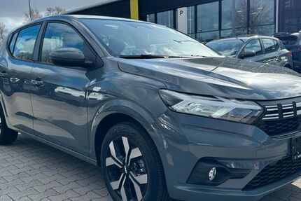 Dacia Sandero 10.300 km 17.990 &euro; Wiesmoor 26639