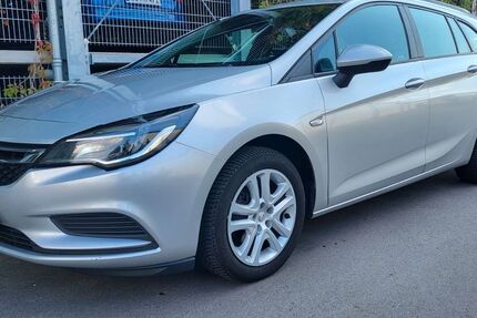 Opel Astra 193.000 km 5.200 &euro; Nürnberg 90449