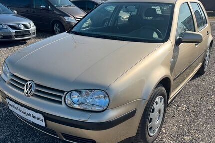 VW Golf 62.000 km 3.999 &euro; Görlitz 02826