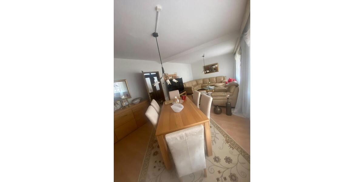 Mehrfamilienhaus, Wohnhaus Marktredwitz - 11 Zimmer, 145 m&sup2;, 340.000&euro; | Angebot:26268322