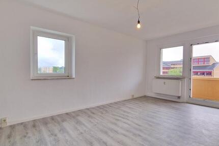 Wohnung Kirchberg - 3 Zimmer, 57 m&sup2;, 285&euro; | Angebot:25349241