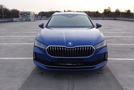 Skoda Superb 2.500 km 53.960 &euro; München 80686