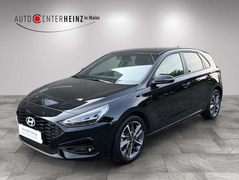 i30