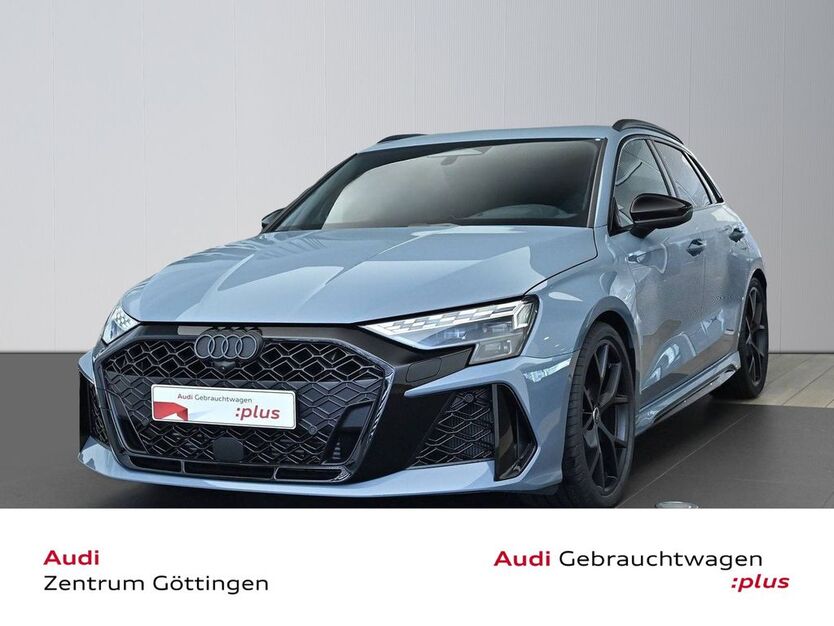 Audi RS3 2.000 km 74.380 € Göttingen OT Grone 37081