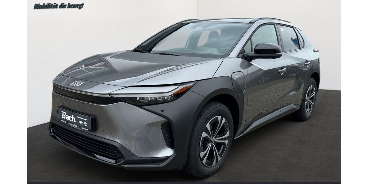 Toyota bZ4X 8.000 km 43.820 &euro; Friedrichshafen 88046