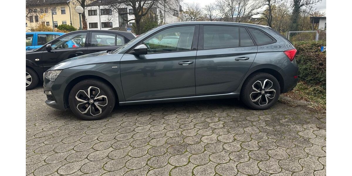 Skoda Scala 313.000 km 8.888 &euro; München 81243