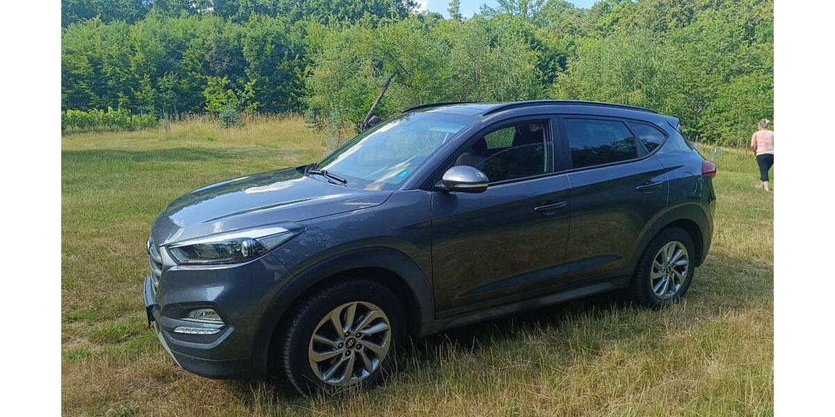 Hyundai TUCSON 69.000 km 16.500 &euro; Mehlbach 67735