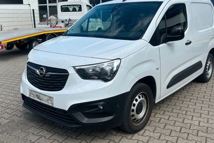 Opel Combo 100.203 km 9.999 &euro; Worms 67547