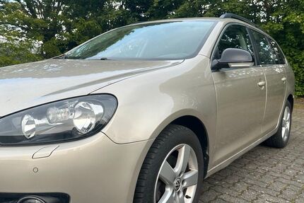 VW Golf 128.000 km 6.499 &euro; Bremen 28201