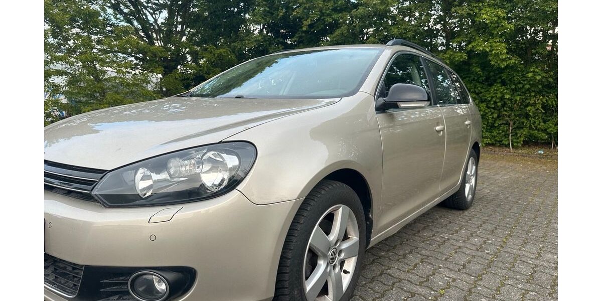 VW Golf 128.000 km 6.499 &euro; Bremen 28201