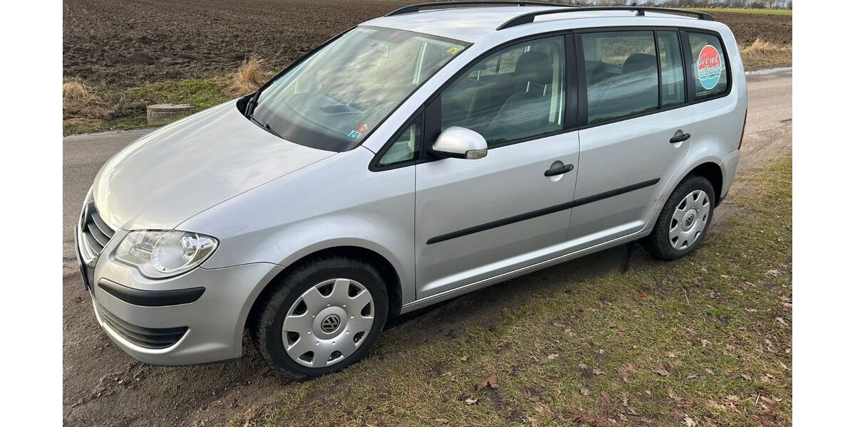 VW Touran 326.599 km 1.900 &euro; Fiefbergen 24217