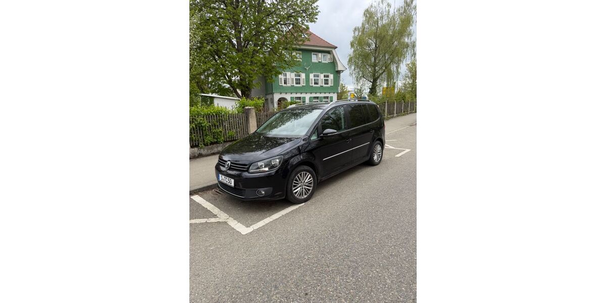 VW Touran 264.000 km 8.900 &euro; Aichtal 72631