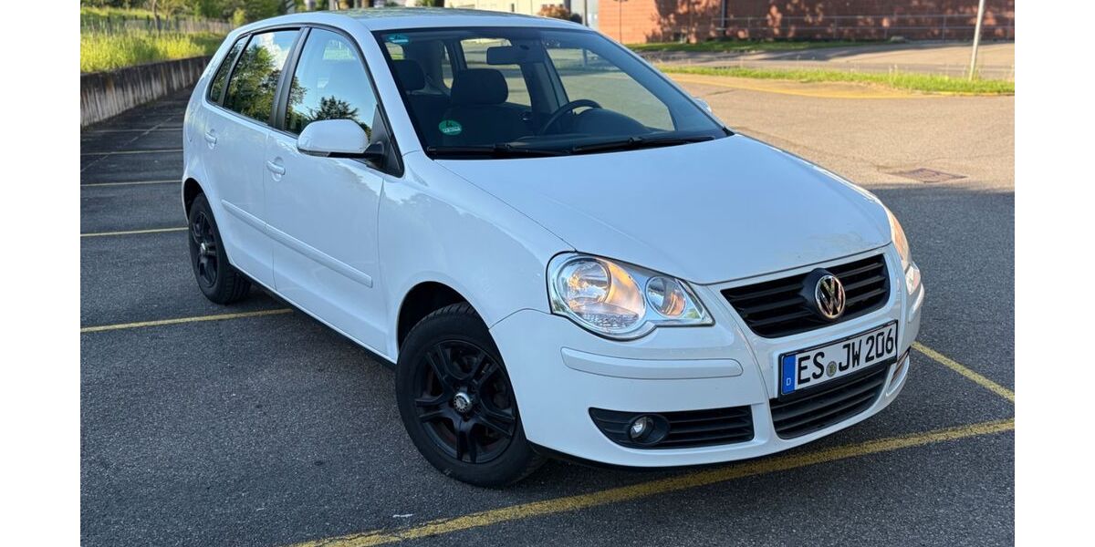 VW Polo 128.000 km 3.299 &euro; Nürtingen 72622