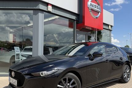 Mazda 3 10.331 km 25.890 &euro; Magdeburg 39120