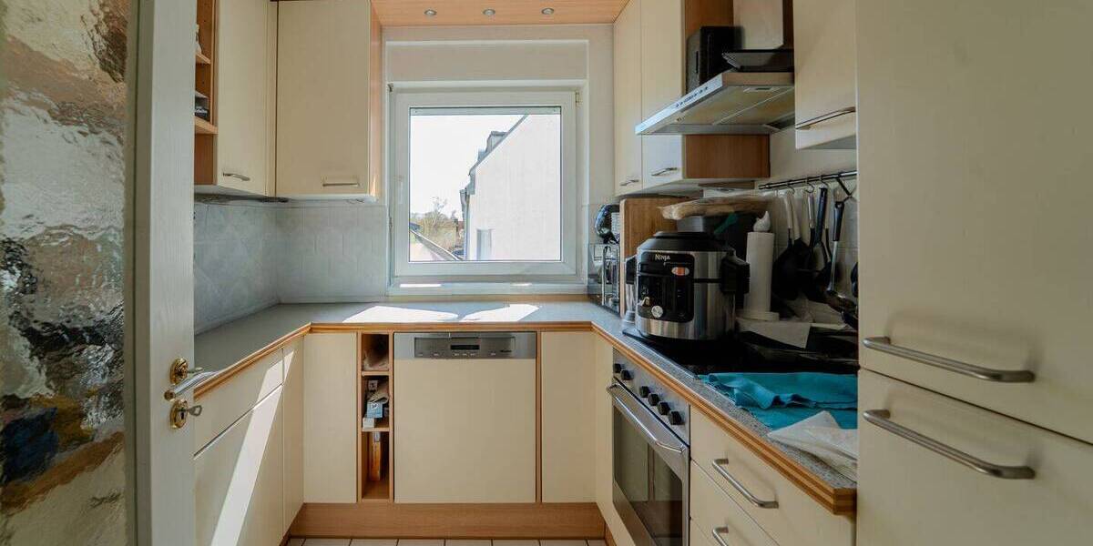 Etagenwohnung Wiesbaden Südost - 3 Zimmer, 92 m&sup2;, 369.000&euro; | Angebot:26015673