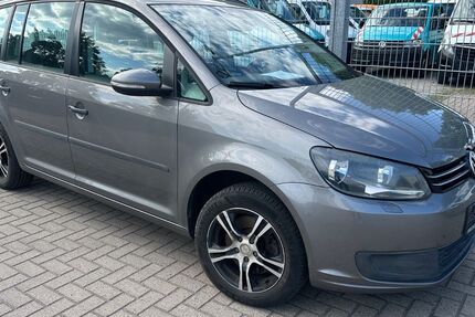 VW Touran 319.600 km 2.750 &euro; Hannover 30179