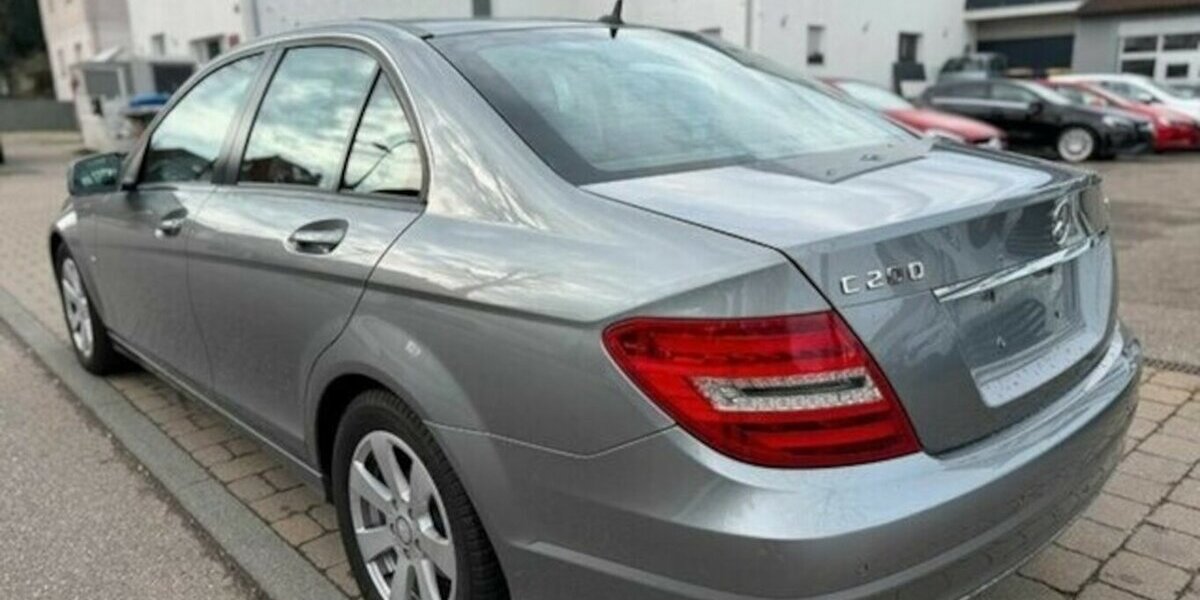 Mercedes-Benz C 200 CDI Limousine Elegance 1. Hand 89.900 km 10.990 &euro; Neckarsulm 74172