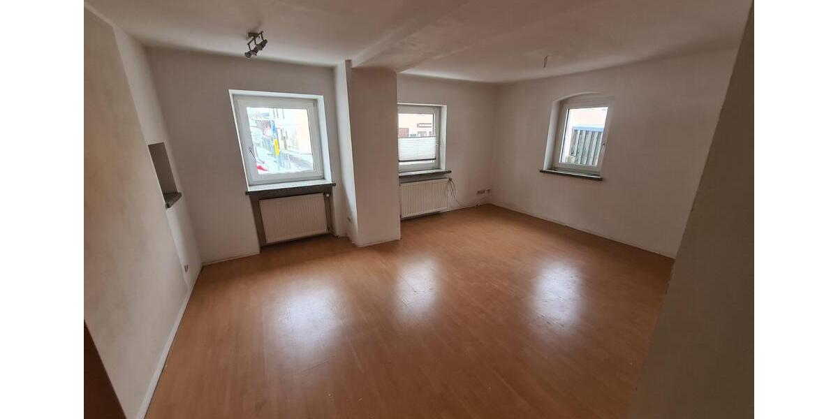 Erdgeschoßwohnung Höchstädt im Fichtelgebirge - 2 Zimmer, 60 m&sup2;, 390&euro; | Angebot:25281075