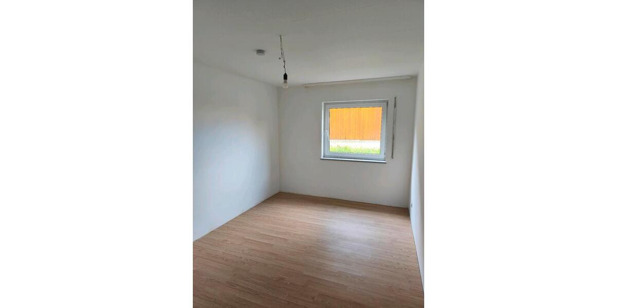 Erdgeschoßwohnung Waldbröl - 3 Zimmer, 70 m&sup2;, 700&euro; | Angebot:26414561