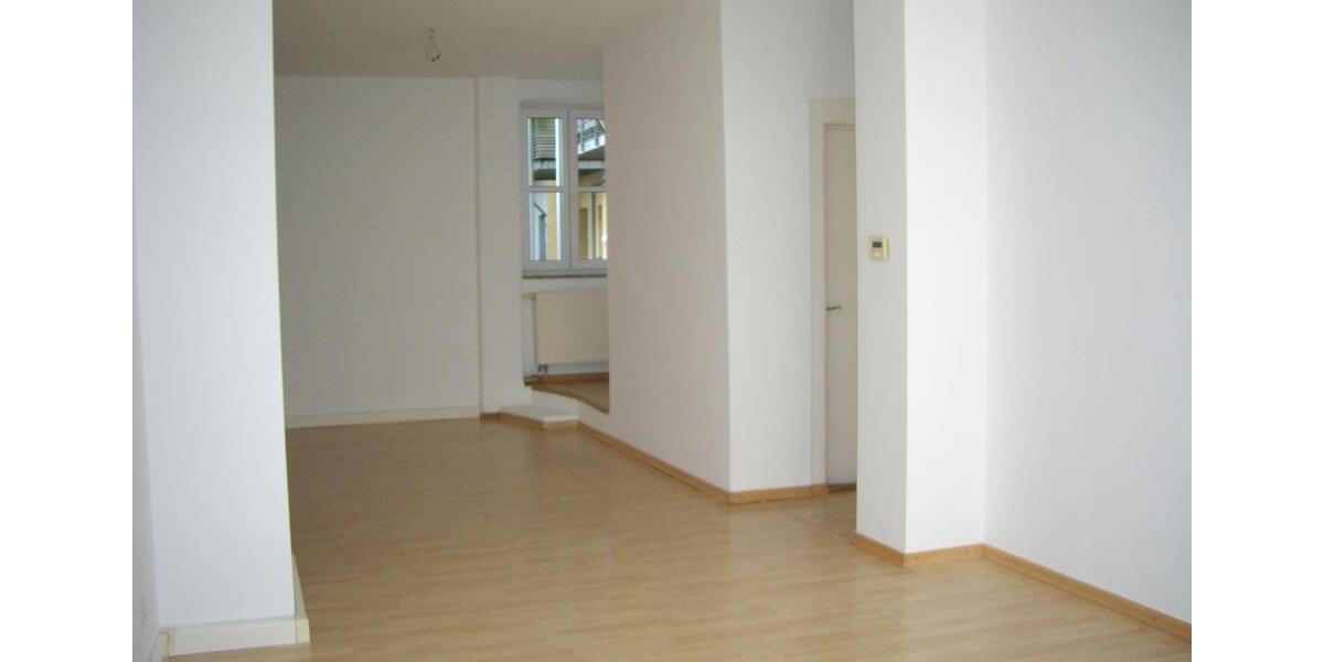 5 - Zimmer - Altbauwohnung , Nbg. - Südstadt , keine WG 5 zimmer