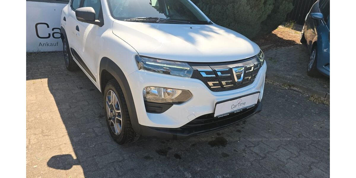 Dacia Spring 9.100 km 10.990 &euro; Neubrandenburg 17036