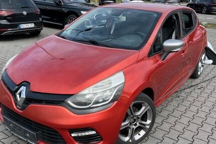 Renault Clio 124.000 km 7.990 &euro; Kreuztal 57223