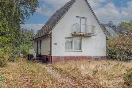 In toller Lage von Halstenbek: Baugrundstück mit Altbestand in Feldrandlage für EFH oder Doppelhaus! zimmer