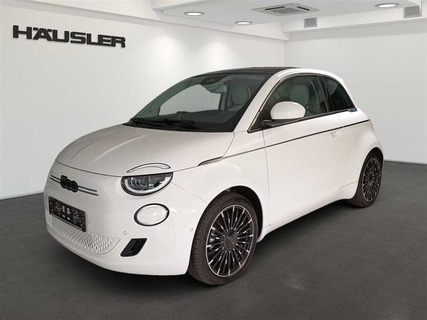Fiat 500e 11.600 km 27.890 € München 80339