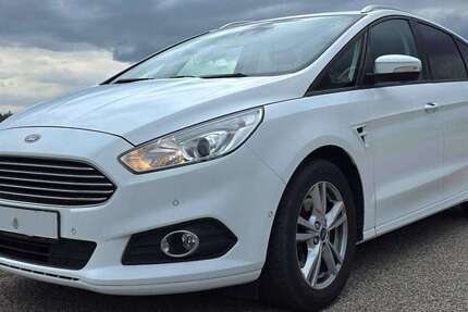 Ford S-Max 133.000 km 9.500 &euro; Alling 82239