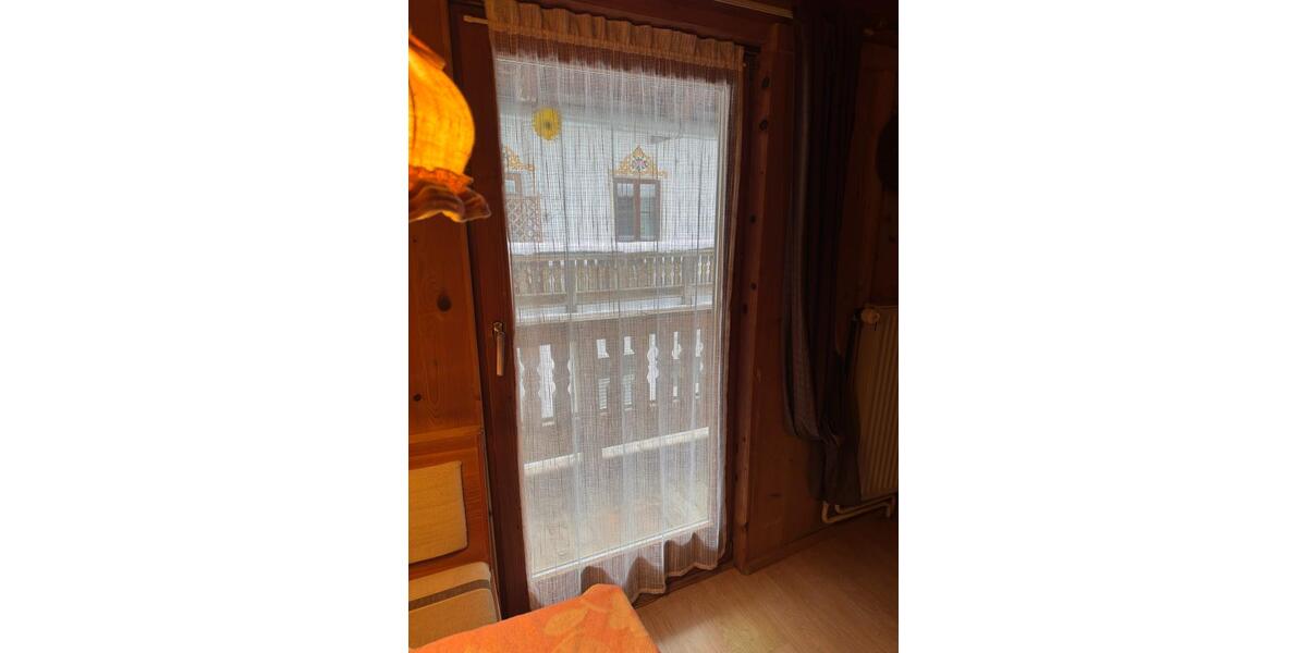 Etagenwohnung Hausham - 2 Zimmer, 35 m&sup2;, 400&euro; | Angebot:24737333