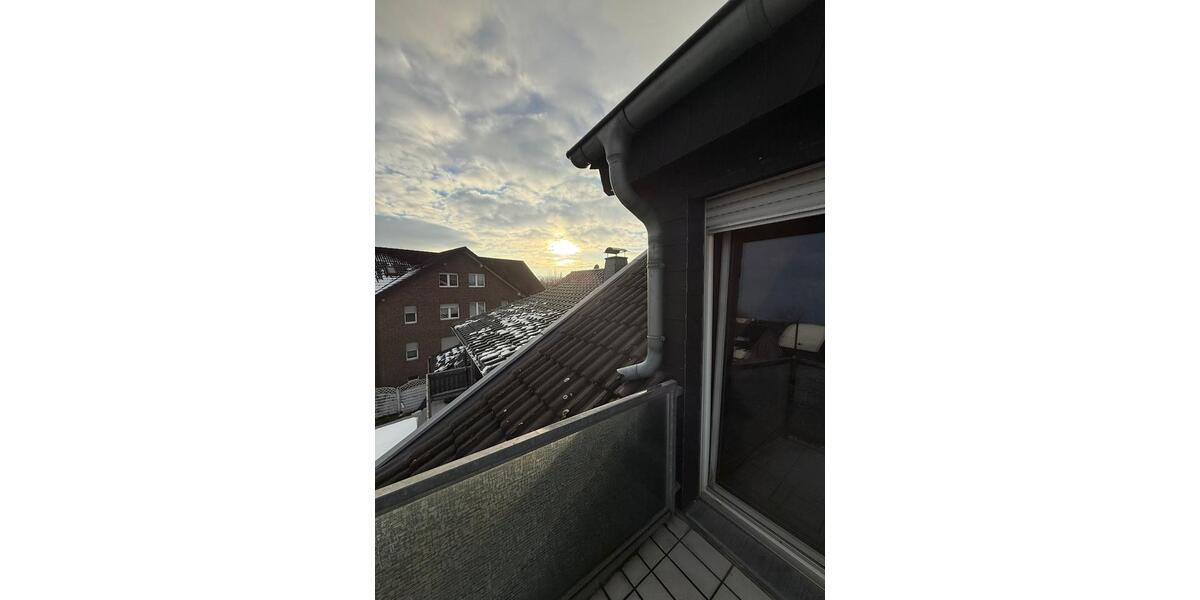 Dachgeschoßwohnung Inden - 2 Zimmer, 74 m&sup2;, 610&euro; | Angebot:24841398