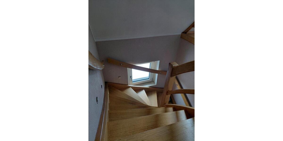 Einfamilienhaus Bischofswerda - 7 Zimmer, 200 m&sup2;, 490.000&euro; | Angebot:24441198