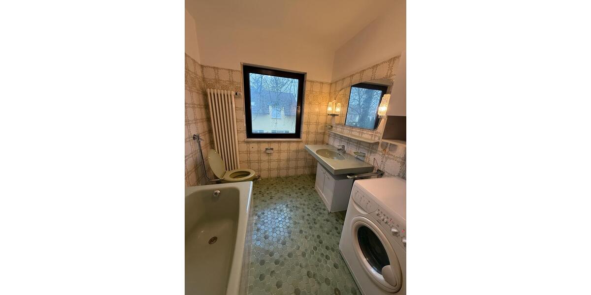 Etagenwohnung Germering - 4 Zimmer, 110 m&sup2;, 2.050&euro; | Angebot:26662939