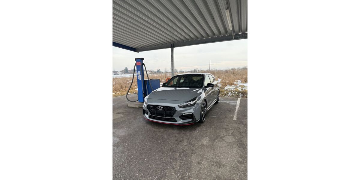 Hyundai i30 120.000 km 20.000 &euro; Mehring 84561