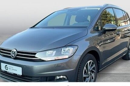 VW Touran 131.900 km 14.990 &euro; Meppen 49716