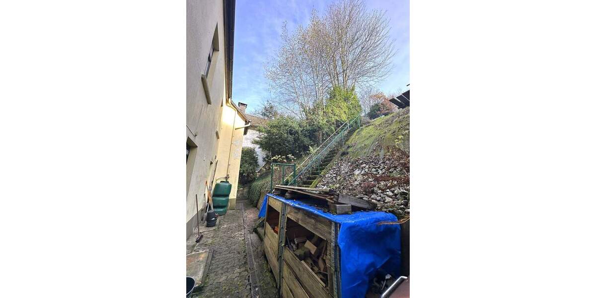 Mehrfamilienhaus, Wohnhaus Halver Oberbrügge - 1 Zimmer, 300 m&sup2;, 219.000&euro; | Angebot:24974185