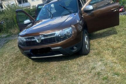 Dacia Duster 122.700 km 6.950 &euro; Weiden 92637