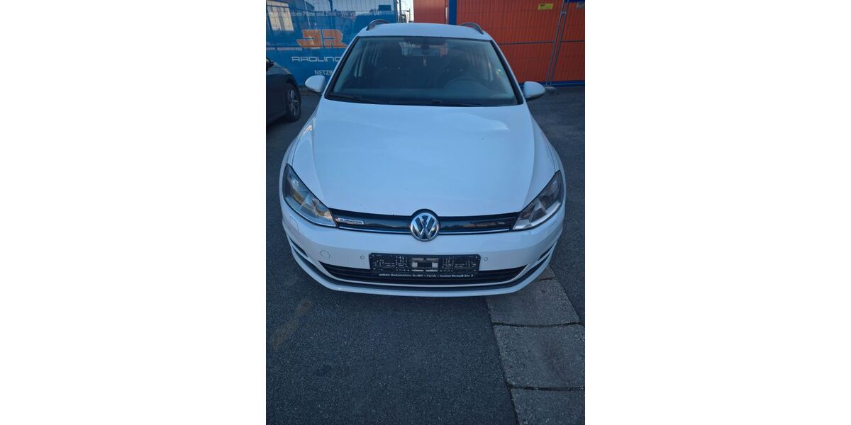 VW Golf 207.000 km 7.300 &euro; Seubersdorf 92358