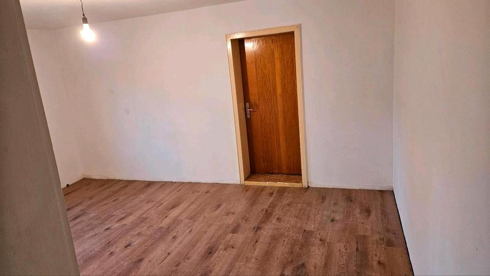 Einfamilienhaus Neckarsteinach - 7.5 Zimmer, 146 m&sup2;, 1.600&euro; | Angebot:26540464