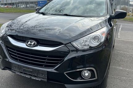 Hyundai ix35 106.000 km 7.999 &euro; Kassel 34123