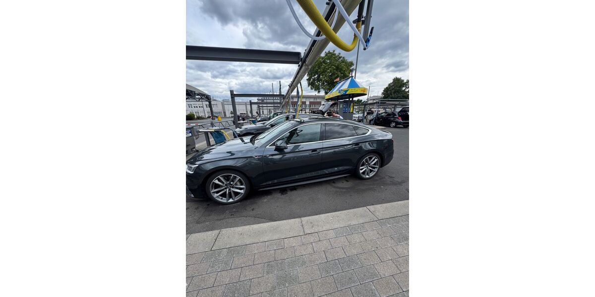 Audi A5 69.456 km 29.500 &euro; Frankfurt 60438