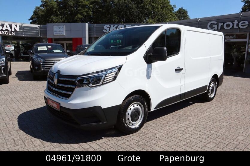 Renault Trafic 12 km 35.688 € Papenburg 26871