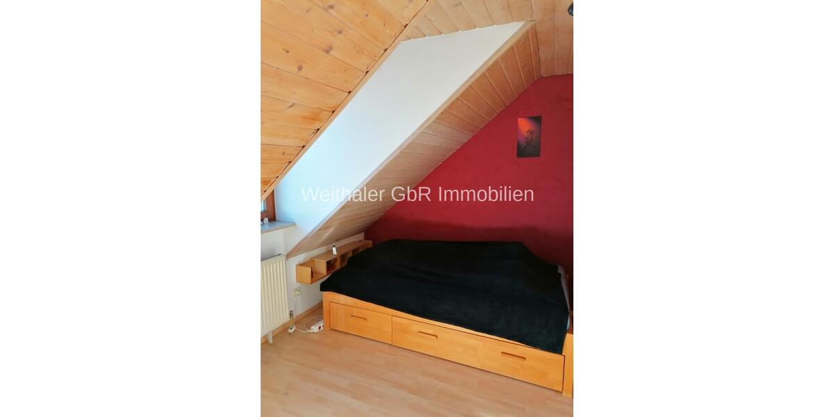 Dachgeschoßwohnung Regensburg Ganghofersiedlung - 1.5 Zimmer, 49 m&sup2;, 560&euro; | Angebot:26679177