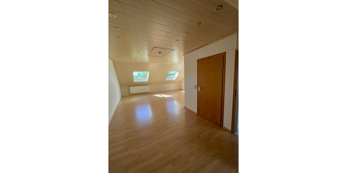 Reihenhaus Dillingen an der Donau - 6 Zimmer, 145 m&sup2;, 465.000&euro; | Angebot:26759968