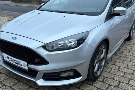 Ford Focus 113.734 km 11.999 &euro; Kirchberg 55481